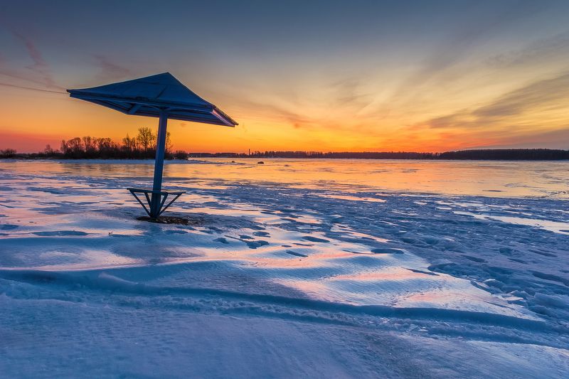 зима, вечер, закат, пляж, рыбинск, водохранилище, море Зимний пляж фото превью