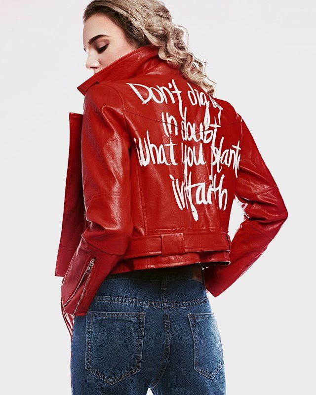 : Maria Krotova фото превью