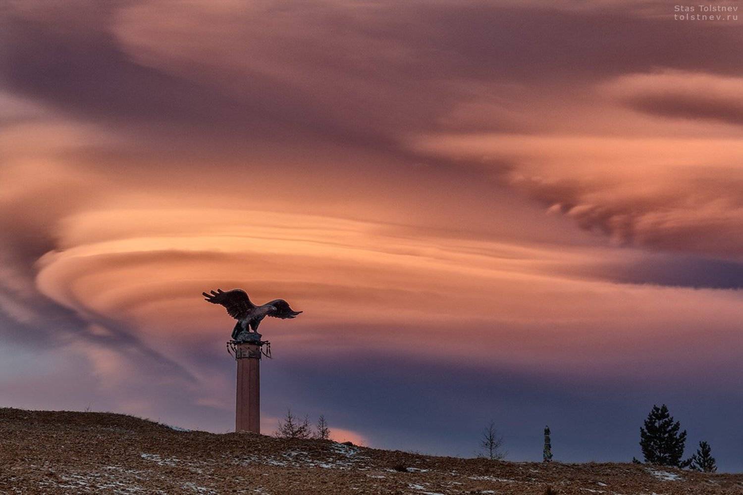 , Станислав Толстнев