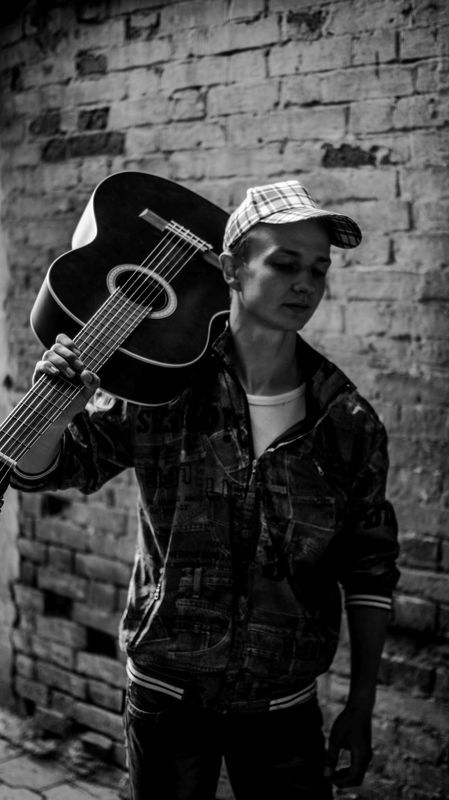 парень, модель, портрет,  художественный портрет, чб, черно-белое, черно-белая фотография, model, portrait, art portrait, bw, black and white, black and white photo  фото превью