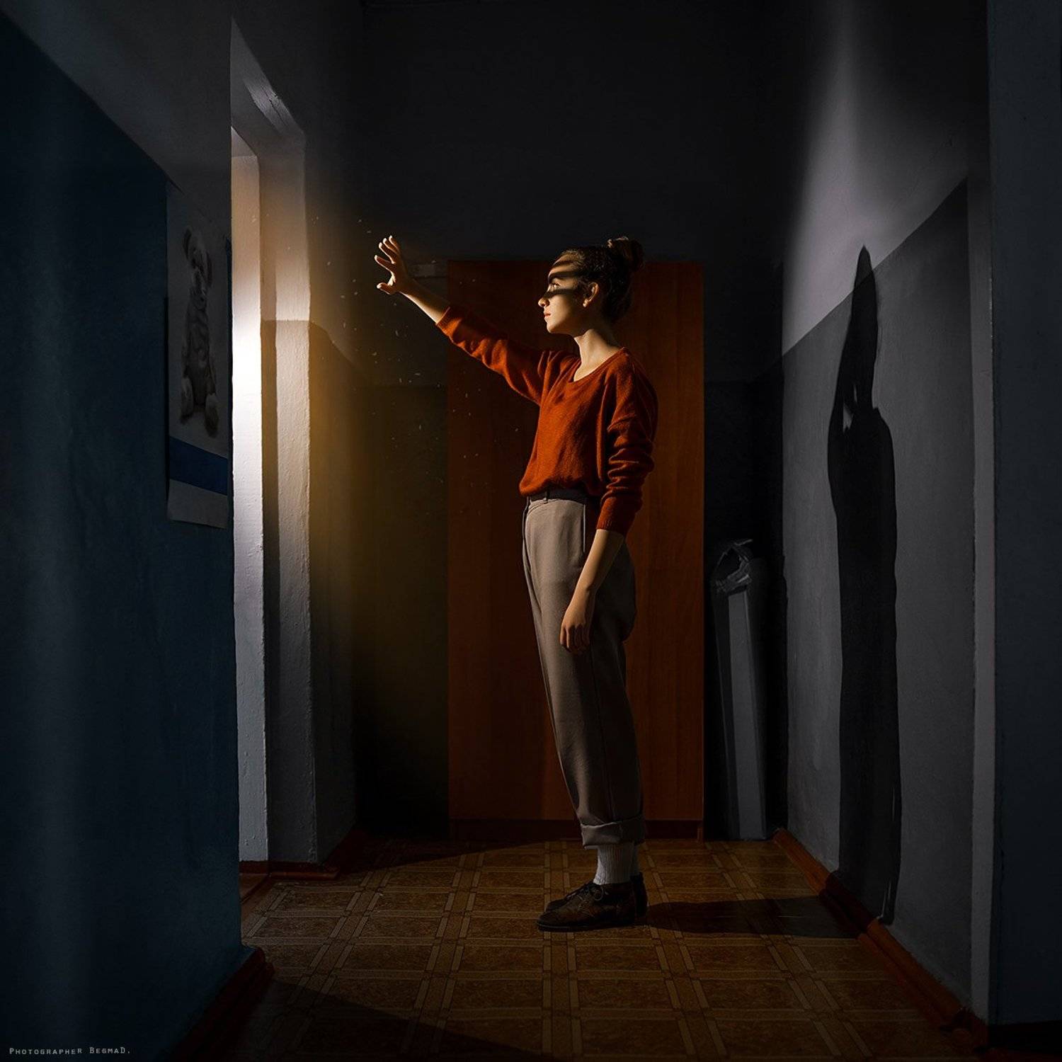 girl, model, portrait, conceptual, art, light, nikon, 35mm, color, eyes, dantar90, begmad, портрет, ламповый свет, взгляд, Дмитрий Бегма