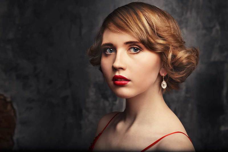 Lady in red фото превью