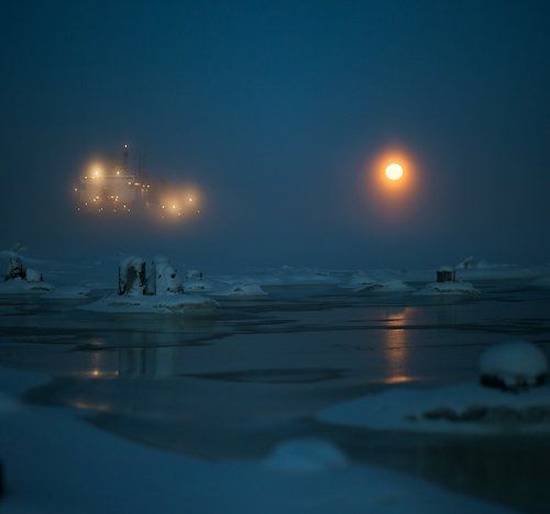 Холодная луна