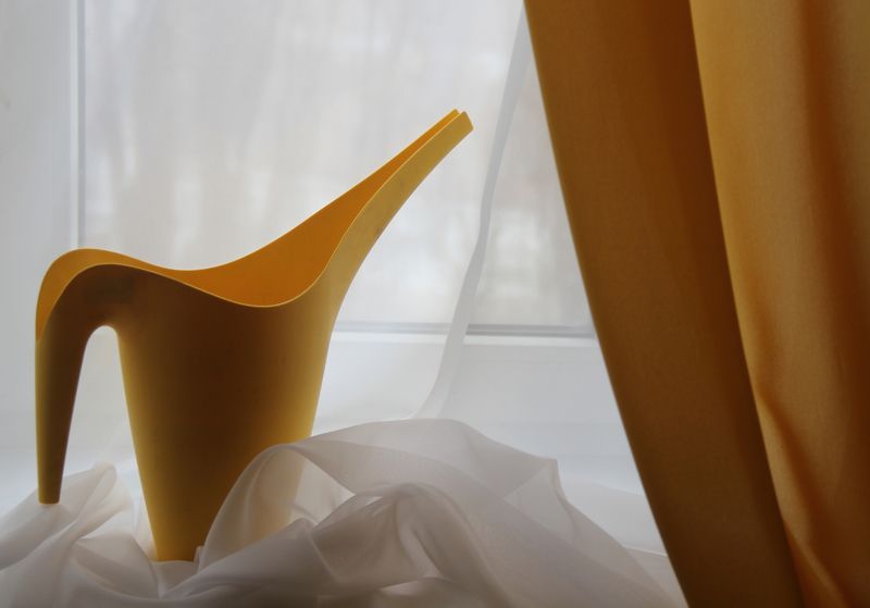 Жёлтый фото превью