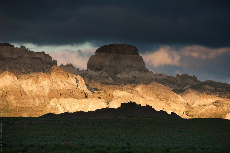 пейзаж, горы, закат, долина, панорама, landscape, mountains, rock, panorama, sunset, sunrise, sundown, рассвет, гроза, storm Между небом и землей фото превью