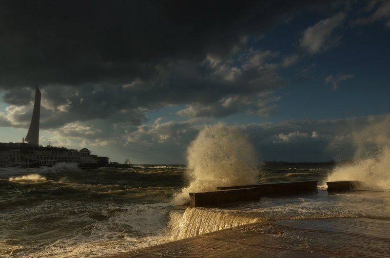 Штормит... фото превью