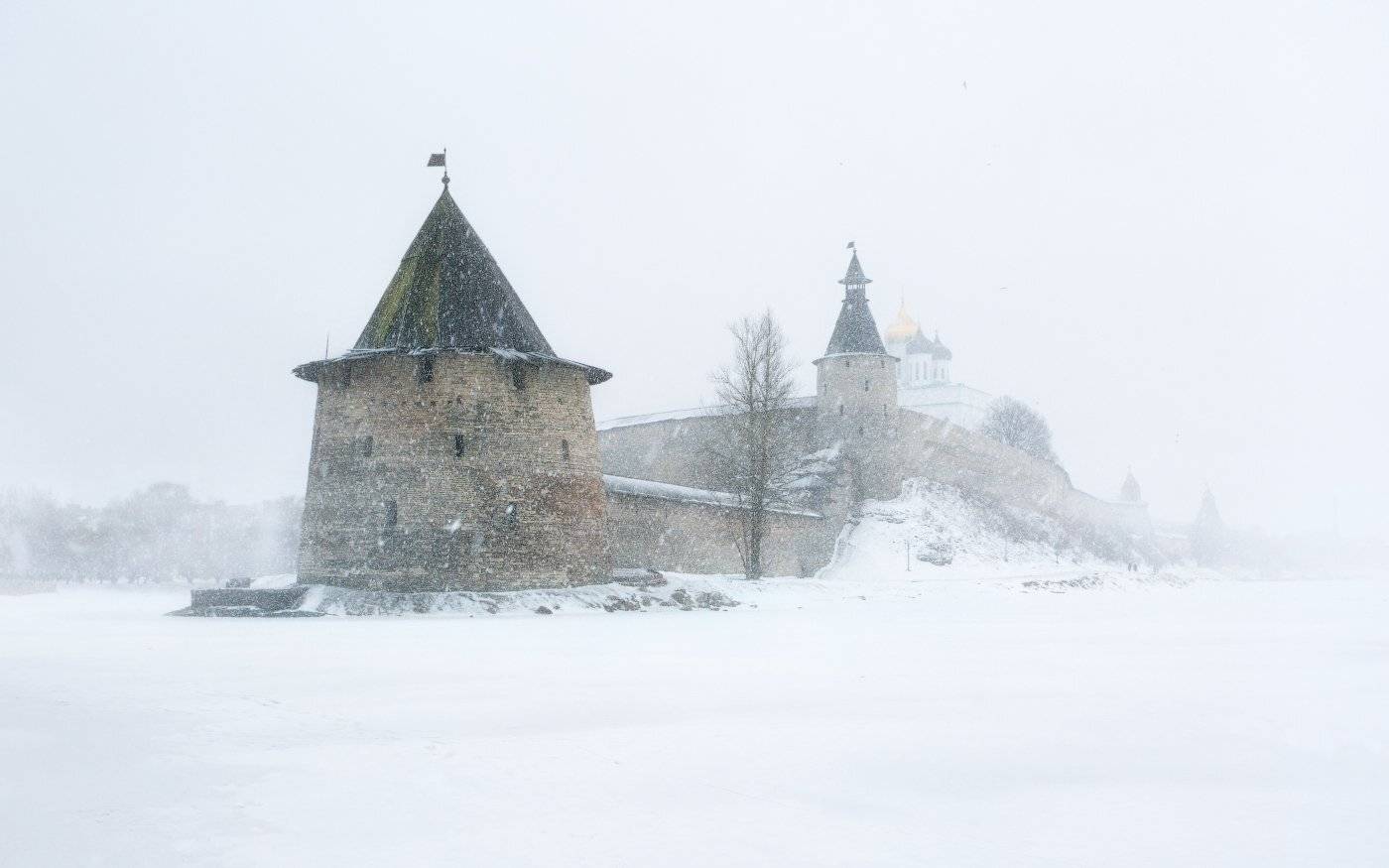 холод, снег,  Псков, метель, Кром, зима, вьюга, Cтанислав Малых