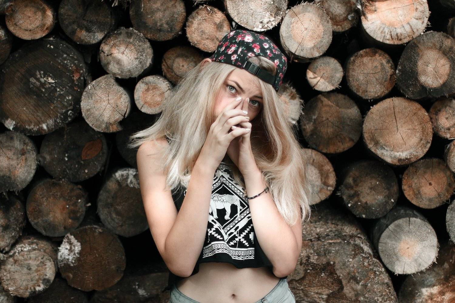 портрет,девушка,цвет,урбан,лес,стиль,portrait,color,art,creative,forest,girl,young, Олег Карсаков