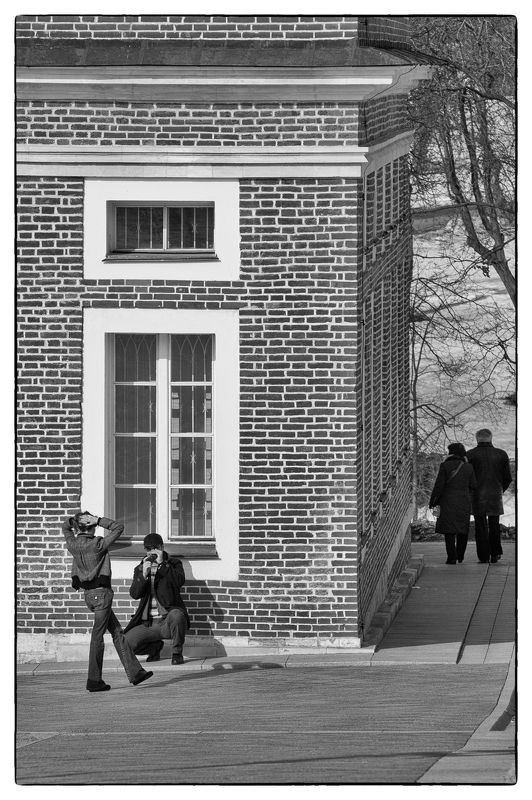 Moscow Photo Street Russia People Walking among the Russians. фото превью