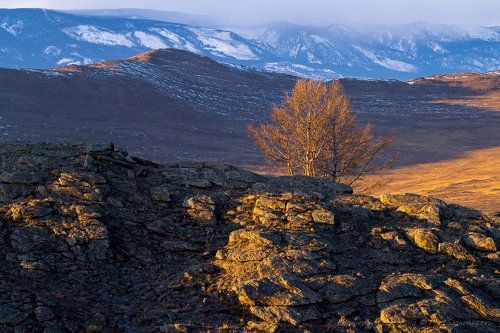 Скалы Байкала