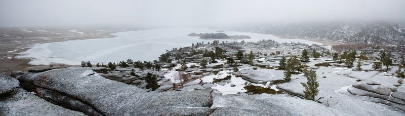 Казахстан Низкая облачность на озере Торайгыр. фото превью