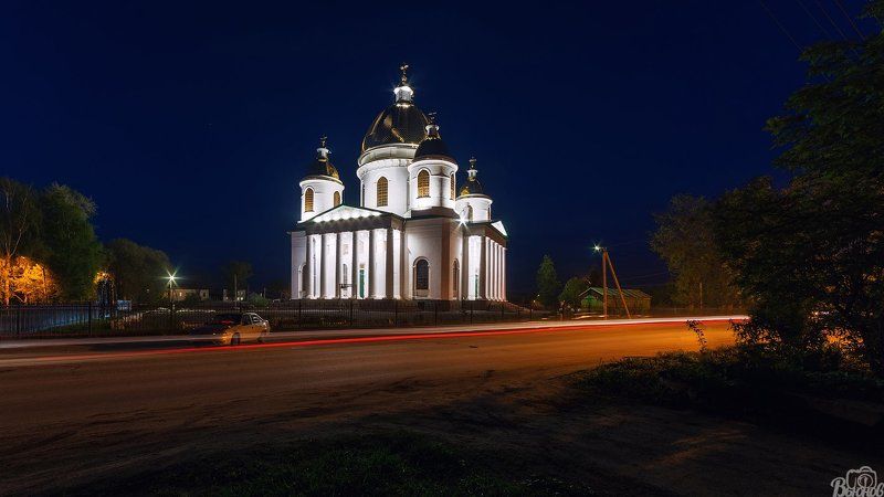 моршанск,моршанский свято-троицкий собор,собор,храм,церковь,город,тамбовская область,тамбовщина Ночной Моршанский Свято-Троицкий собор. фото превью