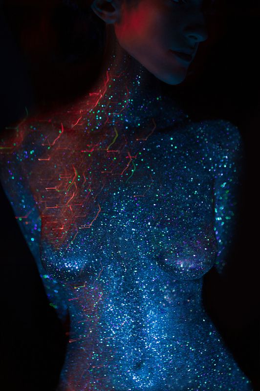 cosmic girl фото превью