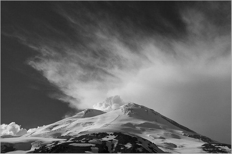 Циклон Эльбруса. фото превью