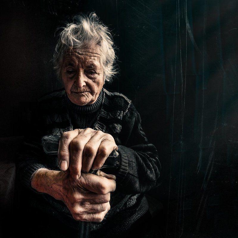 portrait баба Боца фото превью