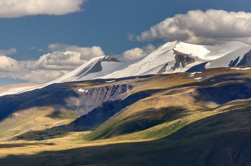 укок грация плавных линий фото превью