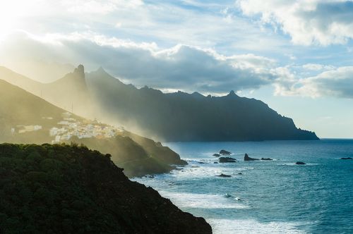 Город на скалах, остров Тенерифе | Town on the rocks, Tenerife island