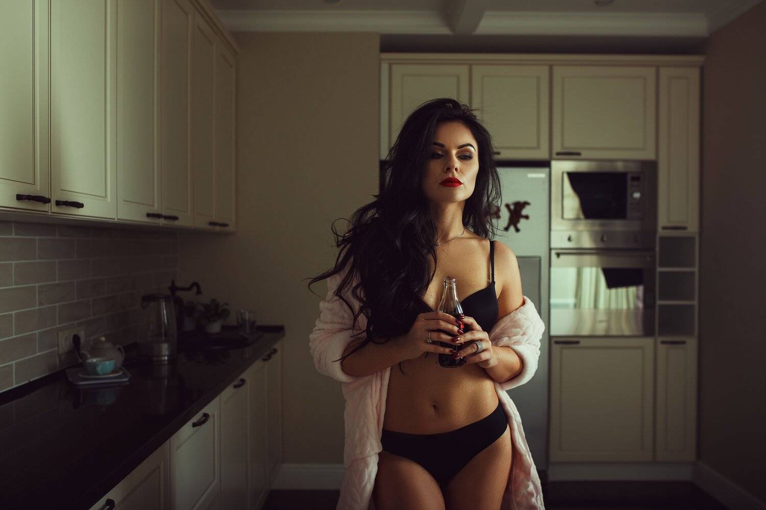 девушка, портрет, белье, кухня, Егор Конабевцев