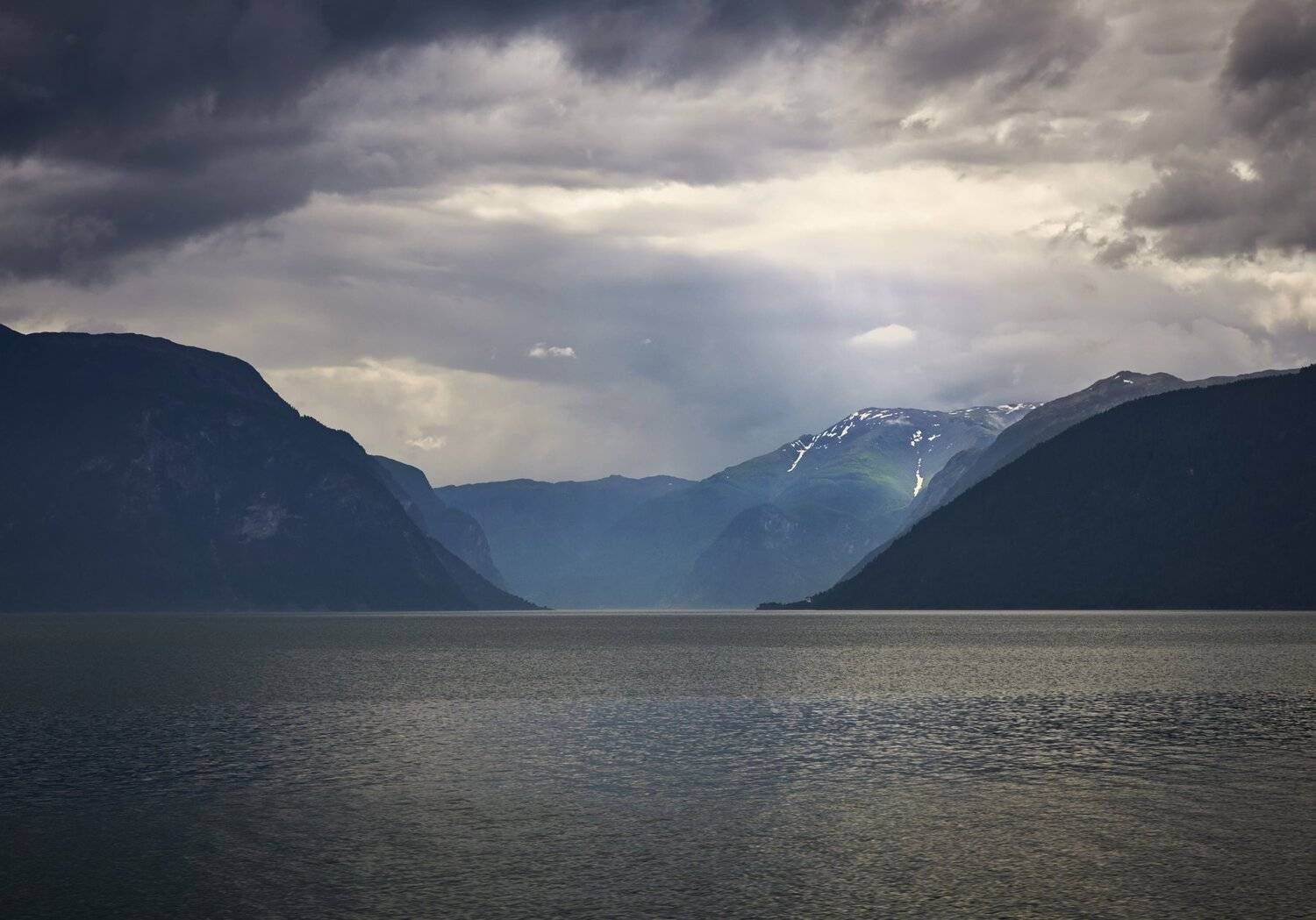 фьорд, облака, горы, вода, пасмурно, серый, зеленый, синий, Babka Yoshka (в миру - Сергей)