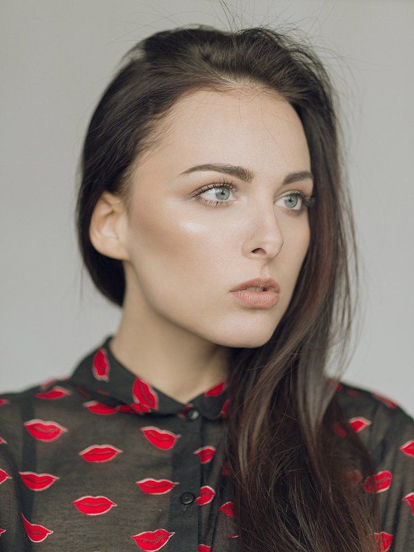 portrait,warm,natural lighting,studio,girl,beauty Liza W фото превью