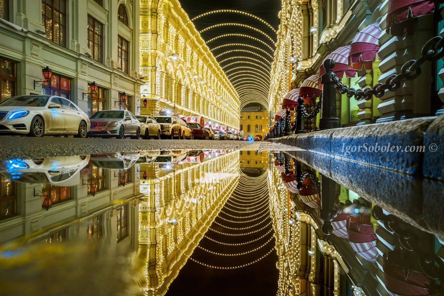 architecture, city, cityscape, evening, gum, history, machine, moscow, reflection, russia, state department store, store, vetoshny lane, Соболев Игорь