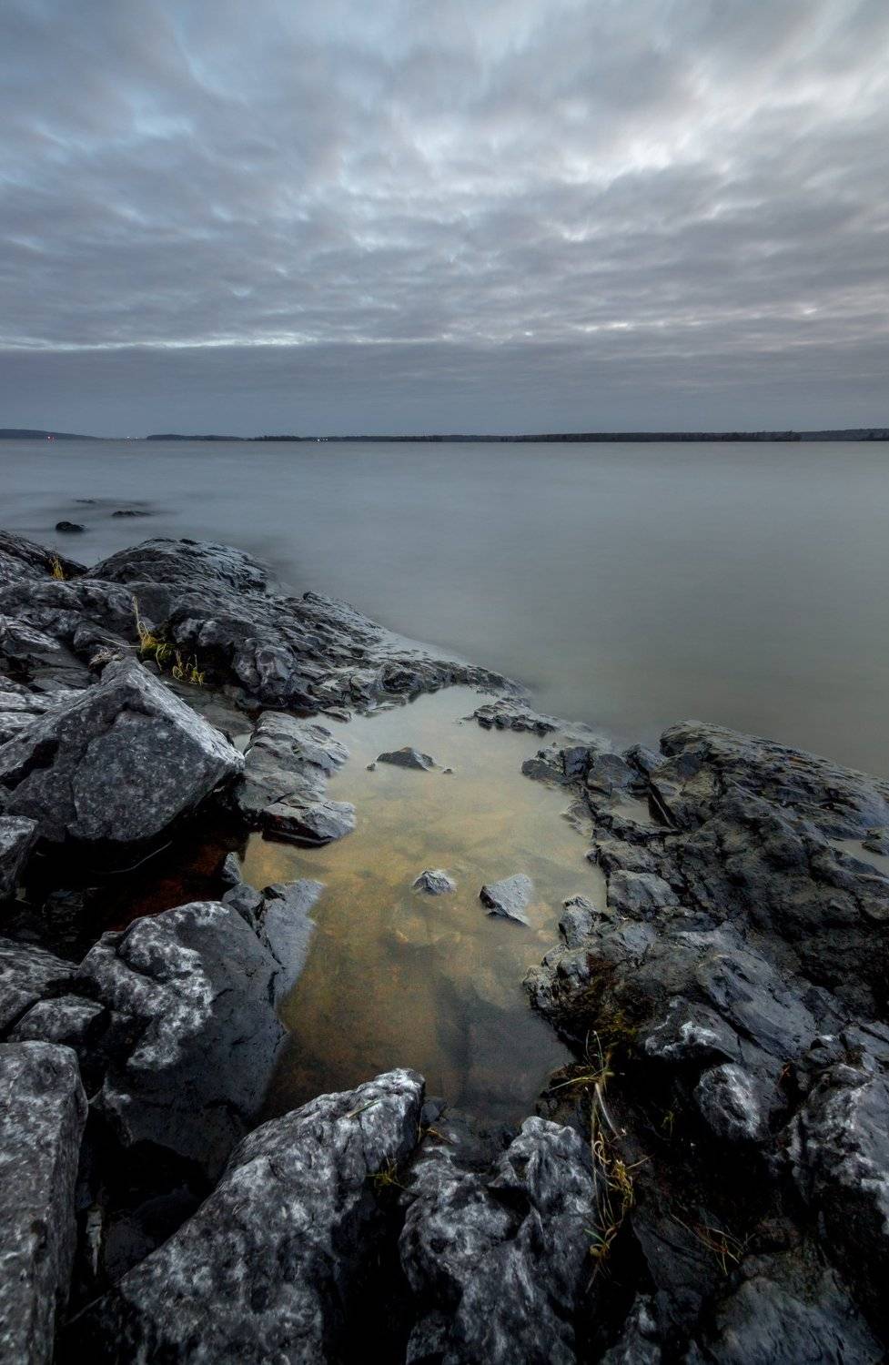 Вода, скалы, берег, длинная выдержка, Михаил Проскалов