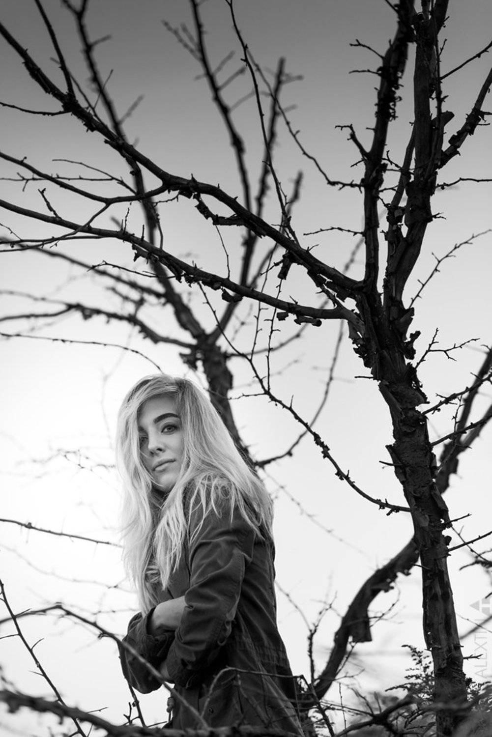 портрет, девушка, чб, Саня Тупикин