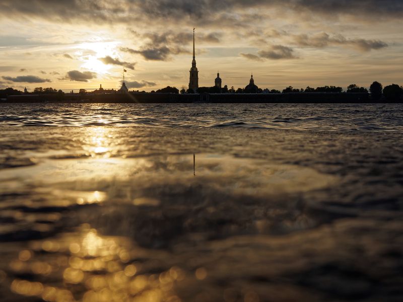 город, архитектура, закат, солнце, отражение, река, питер, санкт-петербург, красота, лето, небо, облака Вечерний Петербург фото превью