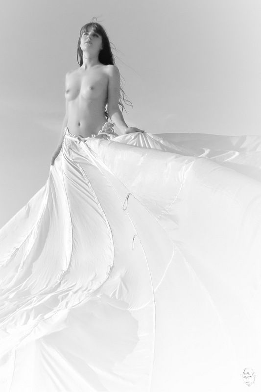 girl, nude, parachute Spiel mit dem Wind 2 (play with the wind 2) фото превью