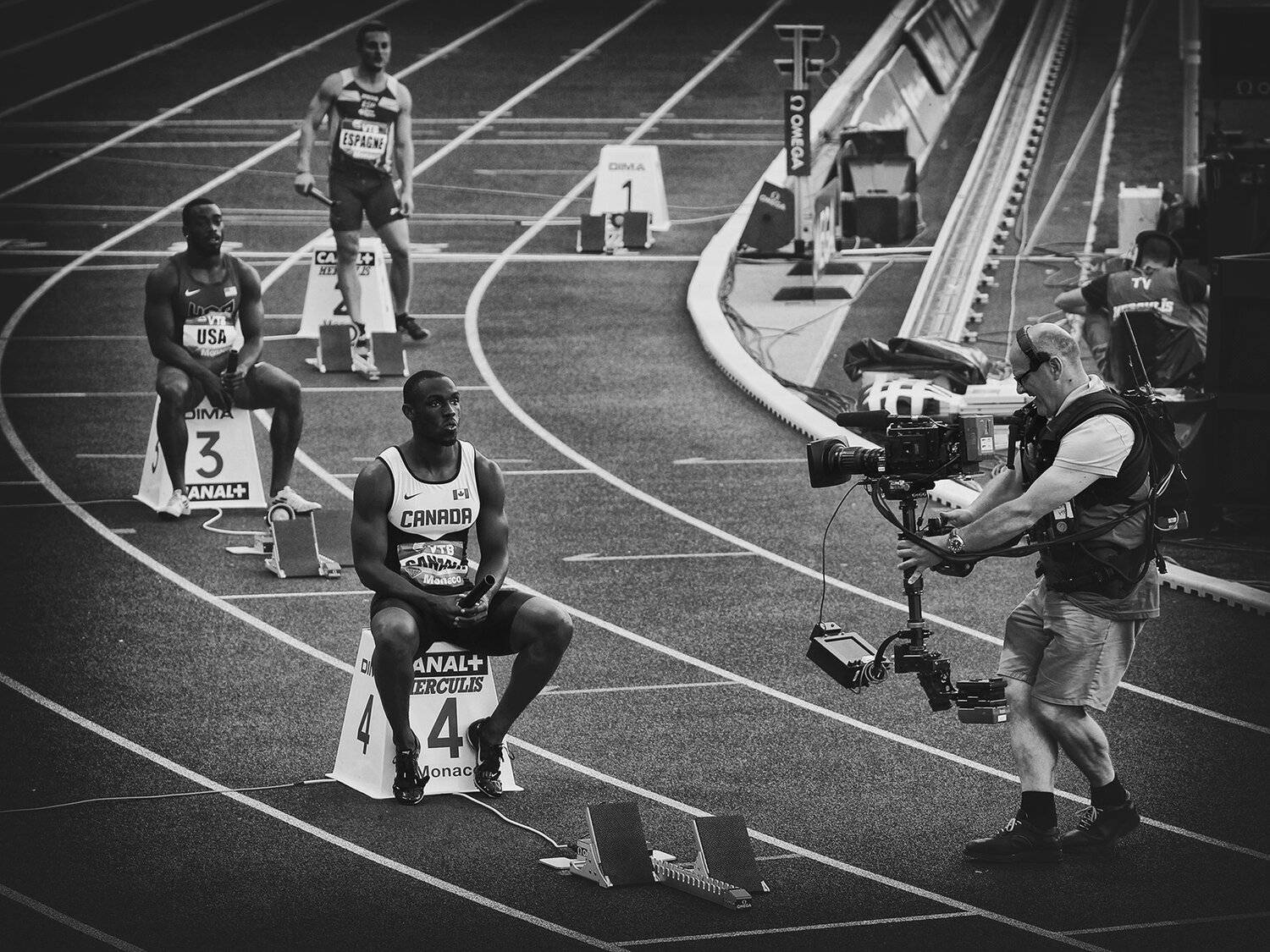 лёгкая атлетика, атлетика, монако, стадион, фотокорреспондент, фотограф, старт, тумба, спорт, спортсмен, юмор, палочка, шутка, ALLA SOKOLOVA