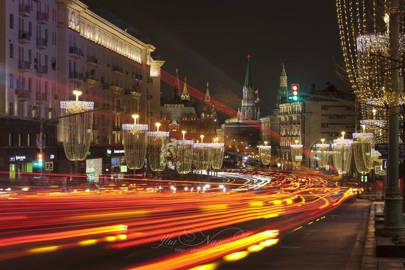 moscow, night, new year, tree, christmas, москва, ночная, ночь, вечер, огни, новый год, рождество, скорость, тверская, кремль, иллюминация, новогодняя, рождественская Новогодняя суета на Тверской фото превью