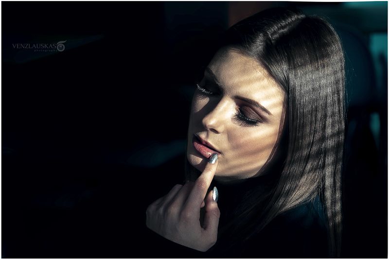 portrait Zero Space фото превью