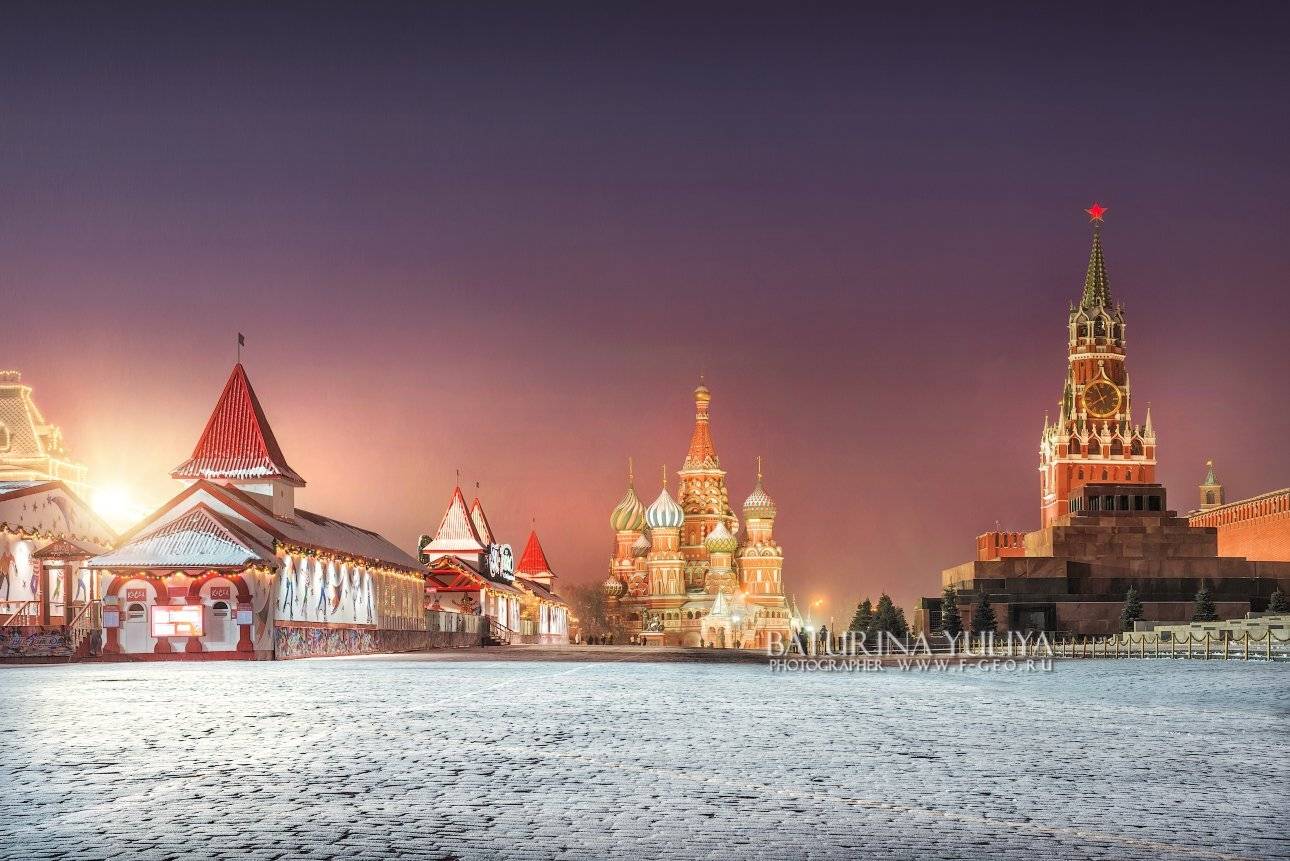москва, красная площадь, каток, собор василия блаженного, спасская башня, зима, снег, Юлия Батурина