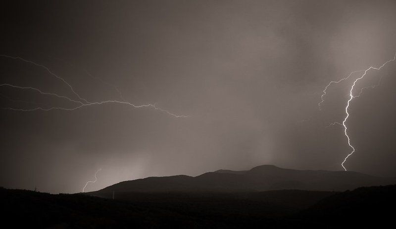 гроза, молния Летняя гроза. фото превью