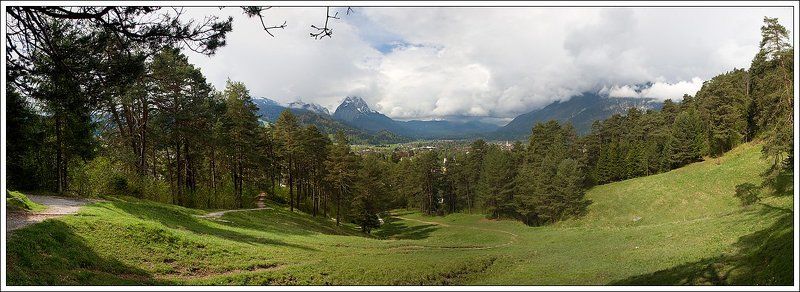 Лужайка фото превью