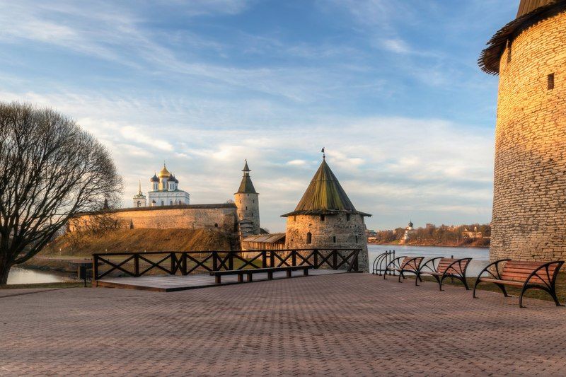 Псков, Pskov, Кром, Кремль, собор, река, реки, Велика, Пскова, история, архитектура, крепость, древность, рассвет, небо Вид на Кром фото превью