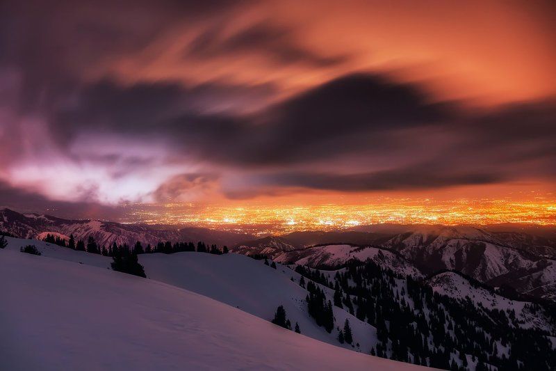 алматы, горы, зима, кимасар, ночь, облака, пурга, шторм Наступление шторма фото превью