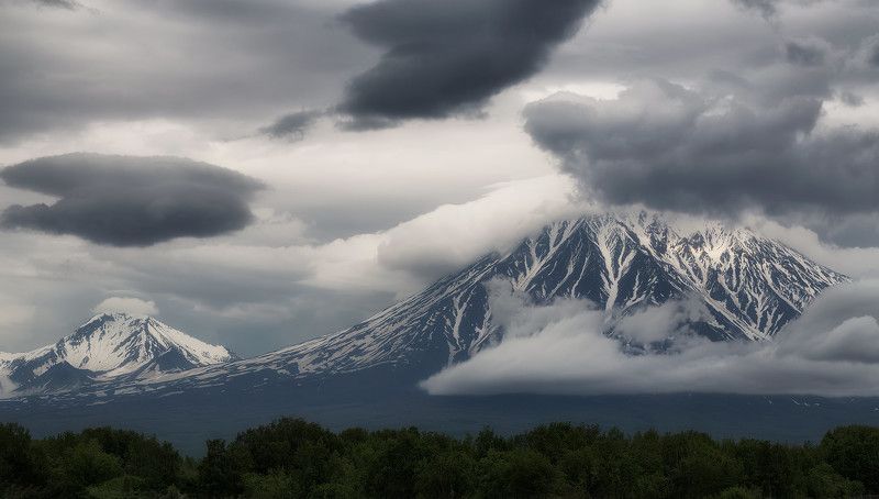 в облаках фото превью