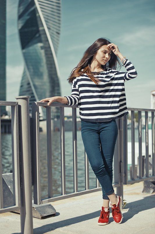 P h o t o фото превью