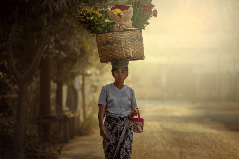 burma,people,street,myanmar,life,woman,walking,market, Burmese culture фото превью