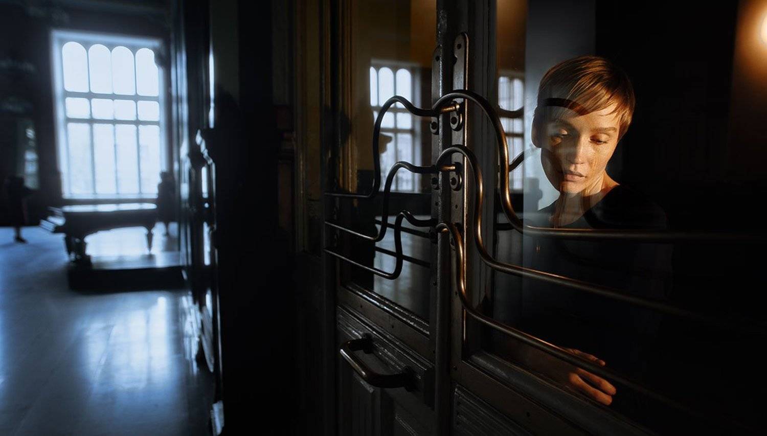 ретро, веснушки, девушка, необычная, интересная, внешность, вокзал, желтый, свет, Рогожкин Дмитрий