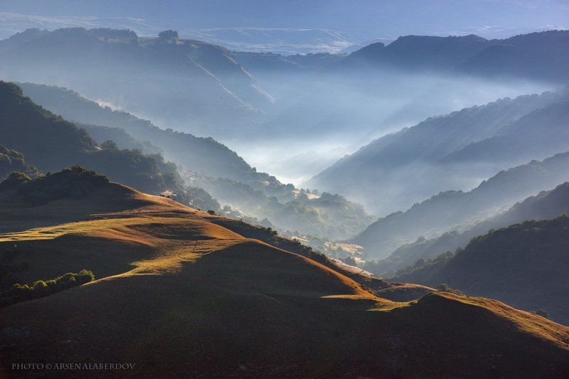 ТУМАННОЕ УТРО В ГОРАХ фото превью