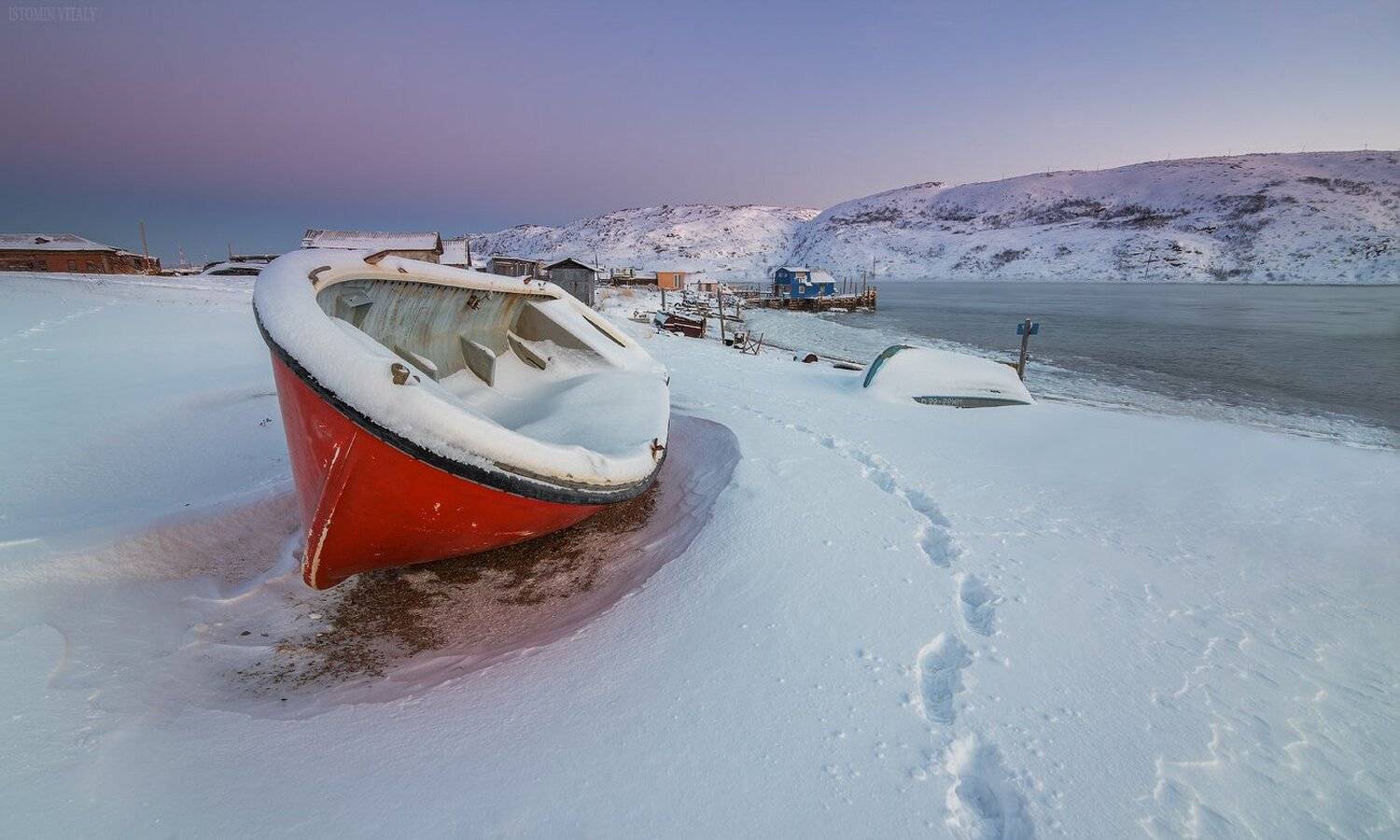 пейзаж,лодка,холод,лед,небо,закат,горы,териберка,пейзаж,следы,цвет,зима,россия,кольский, Виталий Истомин