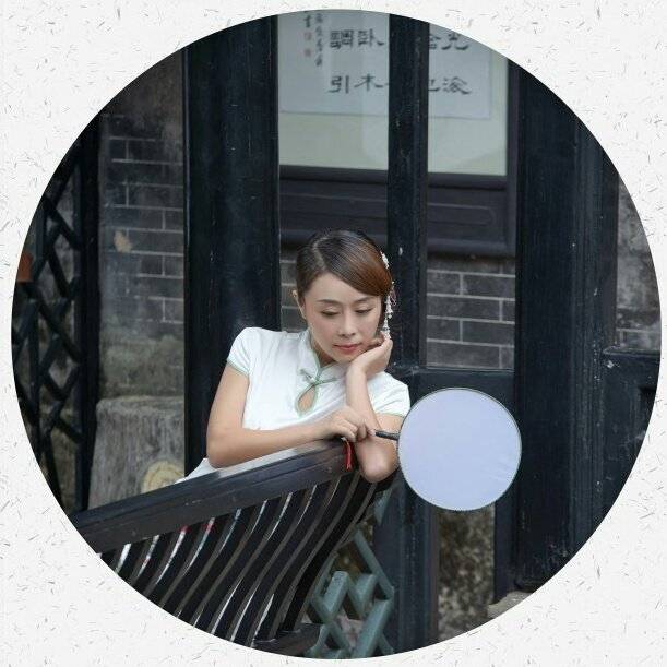 , 李怡
