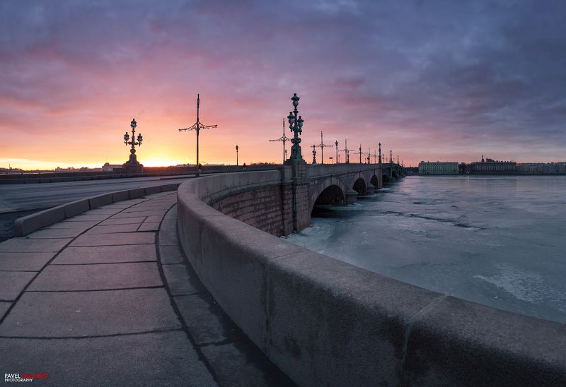 Россия, город, СПб, Питер, Петербург, Санкт-Петербург, зима, лед, Нева, река, восход, мост, небо, панорама, Russia, city, SBp. Petersburg, Saint-Petersburg, ice, river, bridge, sunrise, morning, sky, golubevphoto Начало фото превью