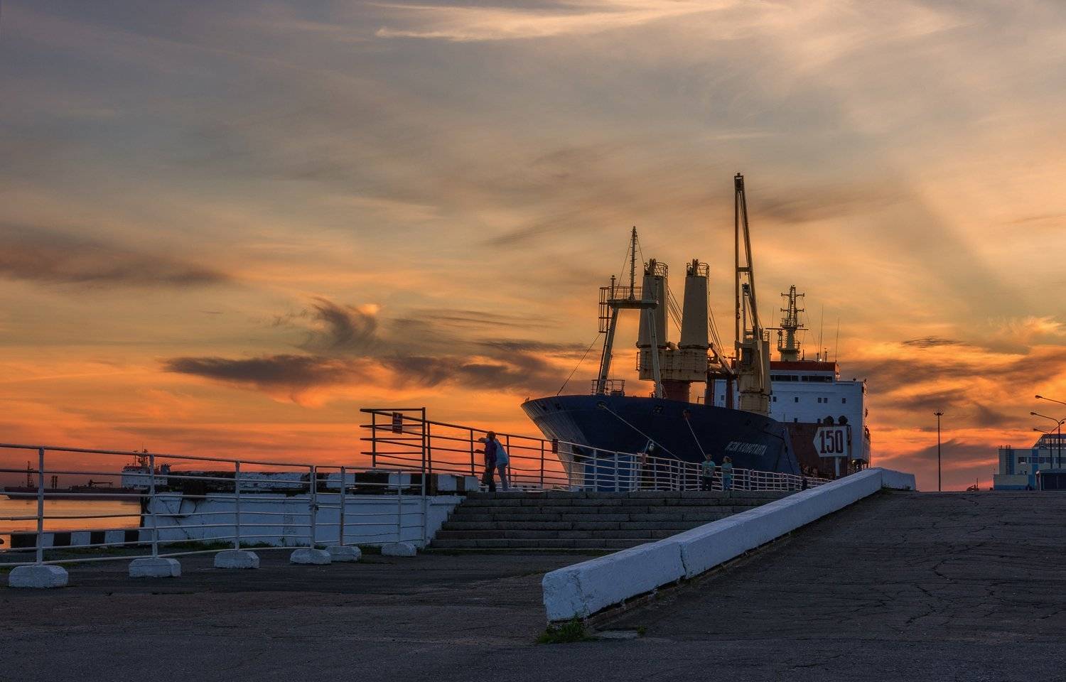 город архангельск причал закат, Ра Вера