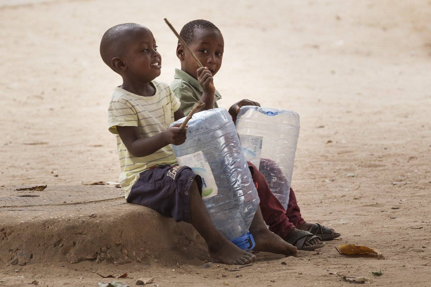 boys, drum, africa,, Anna