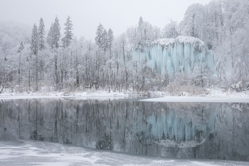 Плитвицкие, озера, водопад, зима Зимняя сказка фото превью