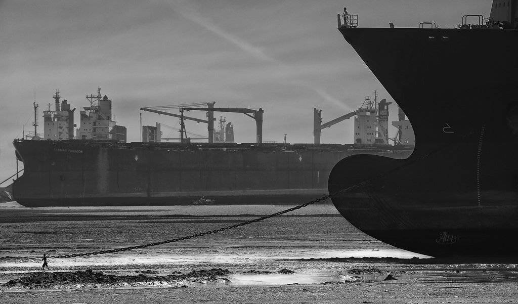 корабль, цепь, силуэт, корма, берег, бангладеш, ALLA SOKOLOVA