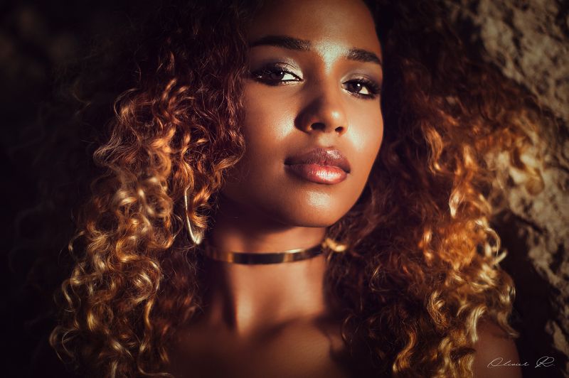 Golden Hair фото превью